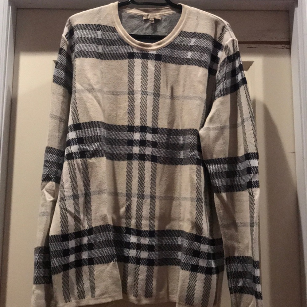 Burberry sweater